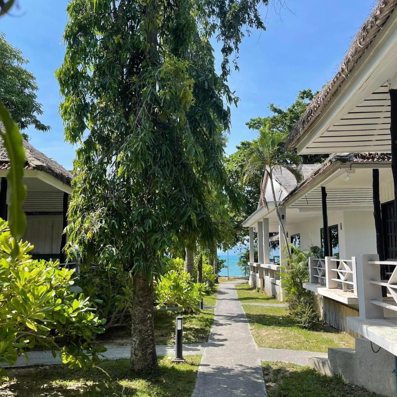 Adarin Beach Resort Mae Nam Beach Exterior foto