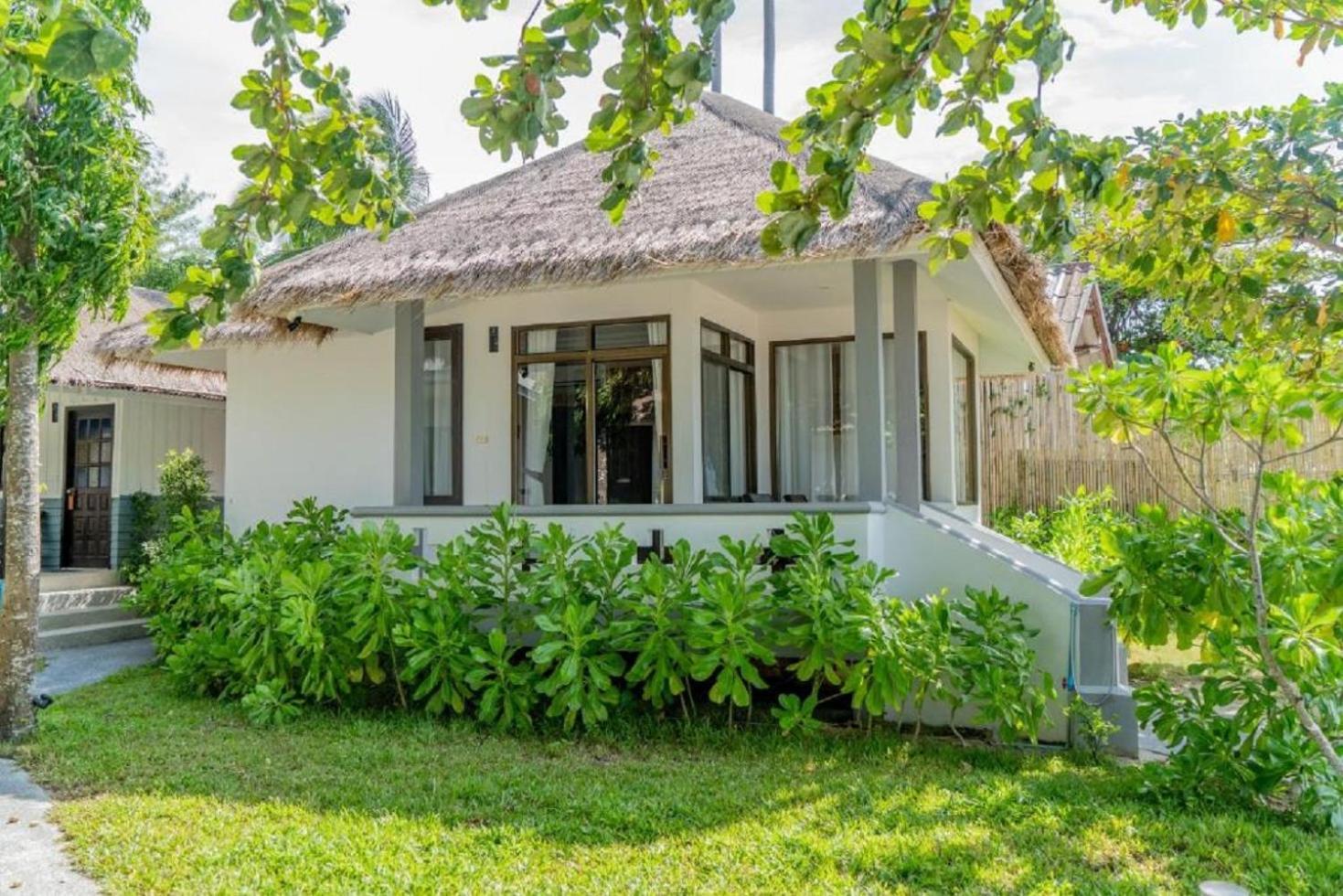 Adarin Beach Resort Mae Nam Beach Exterior foto